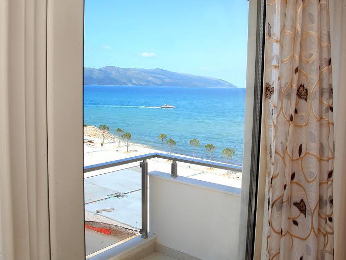 Martin Apartment Vlorë Eksteriør billede