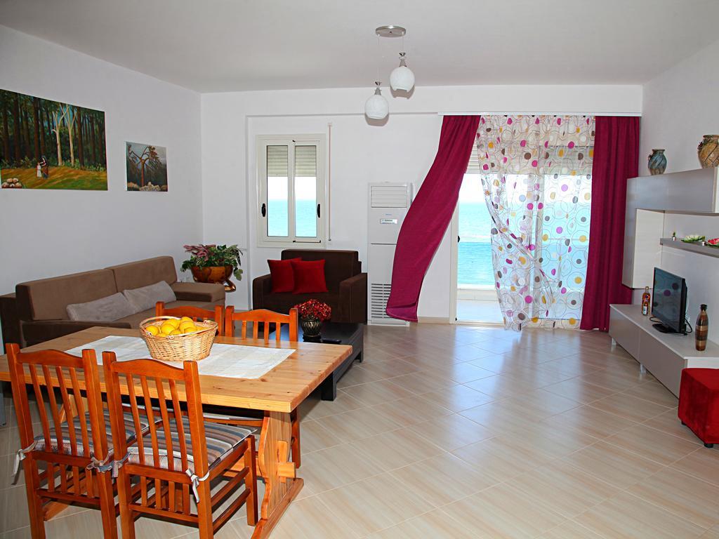 Martin Apartment Vlorë Eksteriør billede